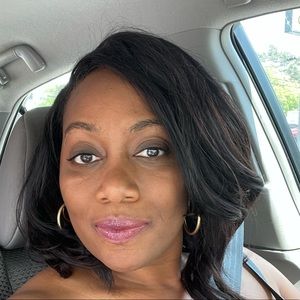 Meet your Posher, Carol